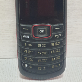 Мобильный телефон Samsung GT-E1080i, с зарядкой, в рабочем состоянии. Картинка 2